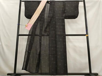 平和屋着物＊夏物　紗紬　幾何学文様　黒地　正絹　逸品　AABK8908st