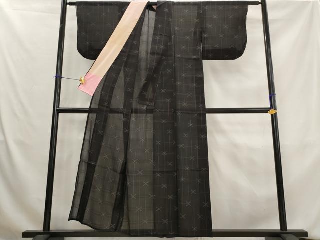 平和屋着物＊夏物　紗紬　幾何学文様　黒地　正絹　逸品　AABK8908st