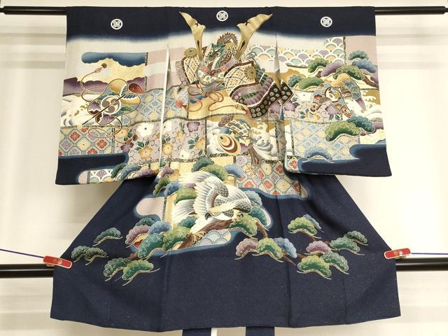 平和屋着物[]お宮参り　男の子　祝着　産着　初着　のしめ　兜　吉祥鷹文　暈し染め　金彩　金通し地　逸品　AABK8924ja