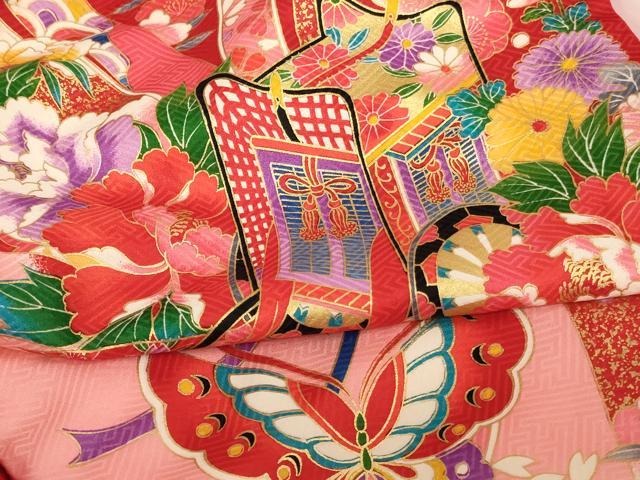 平和屋着物[]お宮参り　女の子　祝着　産着　初着　のしめ　御所車花蝶文　暈し染め　金彩　逸品　AABK8927ja