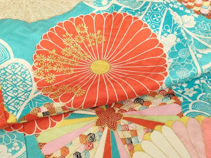 平和屋着物[]七五三　女の子　７歳　祝着　四つ身　舞菊文　金彩　正絹　逸品　AABK8935ja