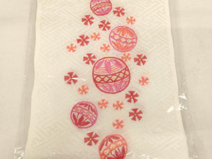 平和屋着物[]七五三　女の子　和装小物　半衿まとめて5点セット　刺繍　花蝶文　手毬　吉祥文　正絹　逸品　未使用　AABK9110ja