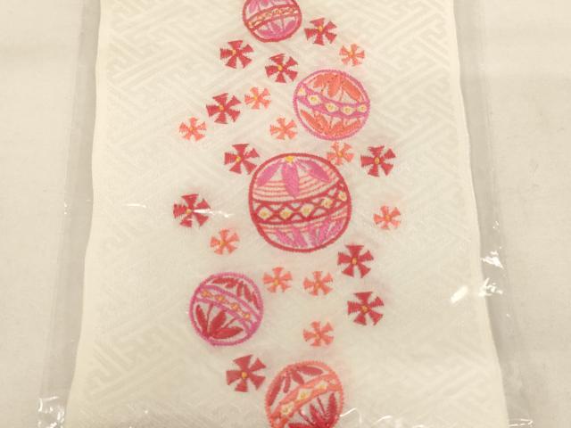 平和屋着物[]七五三　女の子　和装小物　半衿まとめて5点セット　刺繍　花蝶文　手毬　吉祥文　正絹　逸品　未使用　AABK9110ja