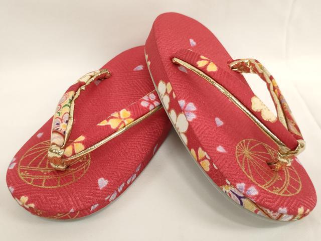 平和屋着物[]七五三　女の子　和装小物　バッグ・巾着・草履まとめて6点セット　亀甲　草花　金糸　逸品　AABK9132ja
