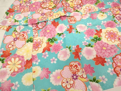 平和屋本店[]七五三　女の子　３歳　祝着　三つ身　長襦袢(単衣・半衿刺繍)・被布・小物セット　草花文　金彩　箱付き　AABK9145ja
