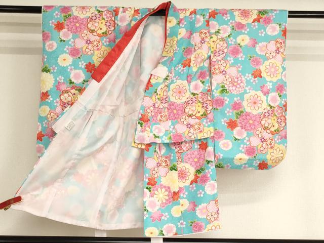 平和屋本店[]七五三　女の子　３歳　祝着　三つ身　長襦袢(単衣・半衿刺繍)・被布・小物セット　草花文　金彩　箱付き　AABK9145ja