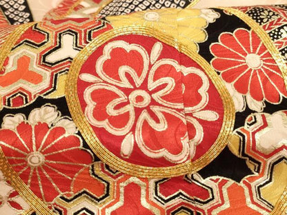 平和屋着物[]七五三　女の子　７歳　祝着　四つ身　駒刺繍　束ね熨斗鼓文　暈し染め　金彩　正絹　逸品　AABK9146ja