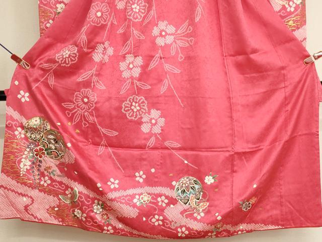 平和屋着物[]七五三　女の子　７歳　祝着　四つ身　絞り　駒刺繍　手毬花蝶文　金銀彩　正絹　逸品　AABK9173ja