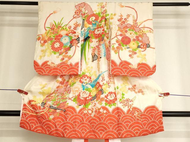 平和屋着物[]七五三　女の子　３歳　祝着　一つ身　刺繍　尾長鳥扇面花文　金糸　金彩　逸品　AABK9186ja