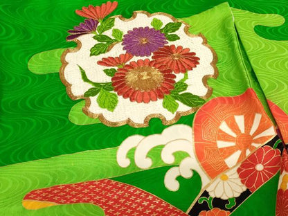 平和屋着物[]お宮参り　女の子　祝着　産着　初着　のしめ　駒刺繍　片輪車雪輪花文　金彩　正絹　逸品　AABK9188ja
