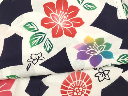 平和屋着物＊夏物　浴衣　子供　女の子　注染　舞花文　綿　逸品　未使用　AABK9199ja