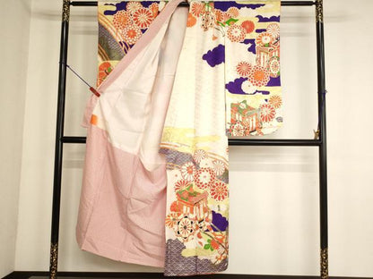 平和屋着物∵女の子　十三参り　子供　祝着　駒刺繍　御所車花文　金彩　正絹　逸品　AABK9203ja