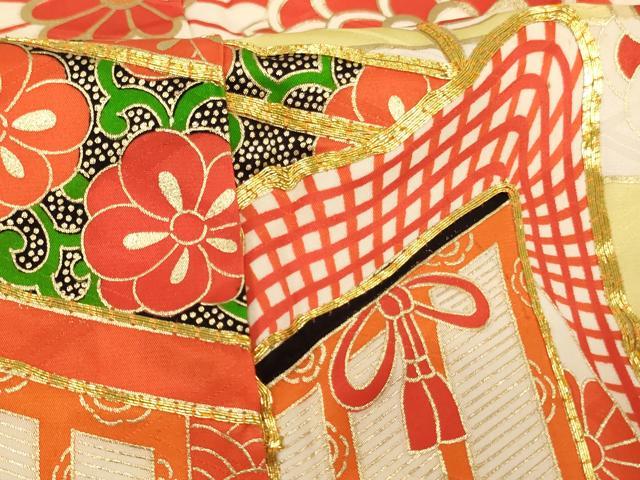 平和屋着物∵女の子　十三参り　子供　祝着　駒刺繍　御所車花文　金彩　正絹　逸品　AABK9203ja