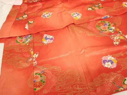 平和屋着物[]七五三 女の子 ３歳 祝着 三つ身 長襦袢(無双仕立て・半衿刺繍)・被布セット 飛鶴花丸文 暈し染め 金彩 逸品 AABK9213ja