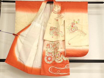 平和屋着物[]七五三　女の子　３歳　祝着　三つ身　駒刺繍　御所車文　暈し染め　金彩　正絹　逸品　AABK9215ja