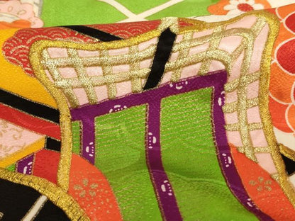 平和屋着物[]七五三　女の子　３歳　祝着　三つ身　刺繍　御所車花文　金糸　金彩　正絹　逸品　AABK9233ja