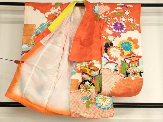 平和屋着物[]七五三　女の子　３歳　祝着　三つ身　刺繍　御所車花文　金糸　金彩　洗える着物　AABK9235ja