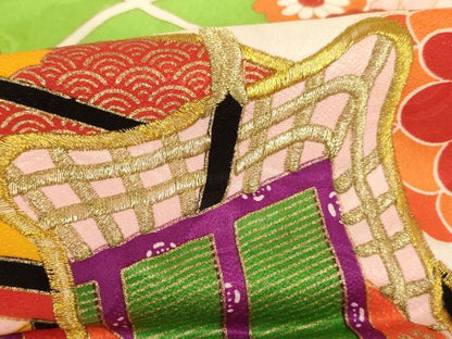 平和屋着物[]七五三　女の子　３歳　祝着　三つ身　刺繍　御所車花文　金糸　金彩　洗える着物　AABK9242ja