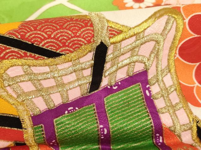 平和屋着物[]七五三　女の子　３歳　祝着　三つ身　刺繍　御所車花文　金糸　金彩　洗える着物　AABK9242ja