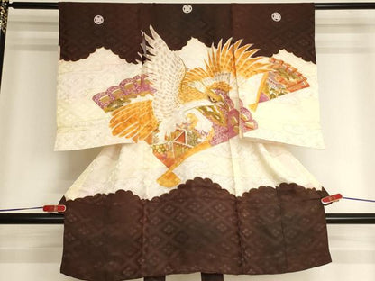 平和屋着物[]お宮参り　男の子　祝着　産着　初着　のしめ　刺繍　鷹　舞扇文　金糸　金彩　AABK9273ja