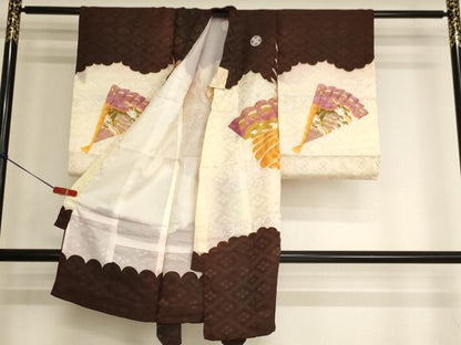 平和屋着物[]お宮参り　男の子　祝着　産着　初着　のしめ　刺繍　鷹　舞扇文　金糸　金彩　AABK9273ja
