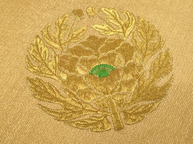 平和屋本店▼打敷　内敷2点セット　三角　金襴　抱き牡丹　法衣　寺院　仏具　仏教　僧侶　神職　装束　AABK9310ja