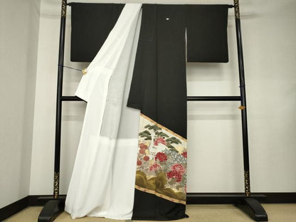 平和屋着物●豪華黒留袖　刺繍　孔雀花文　金彩　正絹　逸品　AABK9323ck