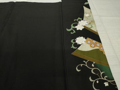 平和屋着物●谷崎潤一郎の世界　黒留袖　駒刺繍　正倉院鳳凰花文　金彩　正絹　逸品　AABK9348ck