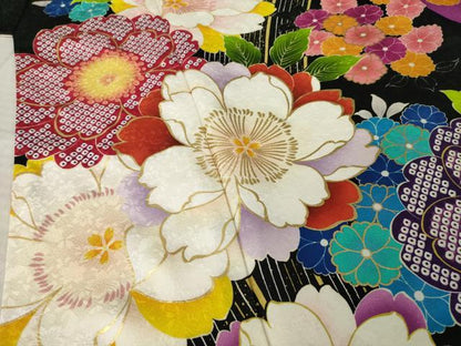 平和屋着物●豪華振袖　舞花文　金彩　正絹　逸品　AABK9382ck