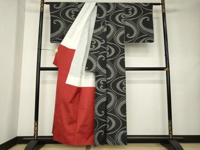 平和屋着物●本場大島紬　7マルキ　立波文　黒地　相民商店　証紙付き　正絹　逸品　未使用　AABK9388ck