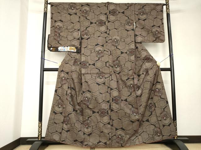 平和屋着物●本場大島紬　7マルキ　亀甲花文　元治商店　証紙付き　正絹　逸品　AABK9389ck