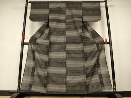 平和屋着物＊夏物　紗紬　100亀甲　横段文　正絹　逸品　AABK9412jd
