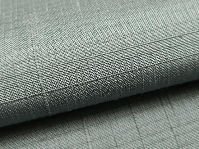平和屋着物▼和装小物　八掛地まとめて4点　結城紬　灰色系　正絹　逸品　AABK9760ay