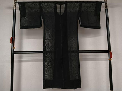 平和屋着物▽道行コート　スリーシーズン　春夏秋　塵除け　黒地　ロング丈　正絹　逸品　AABK9828jh
