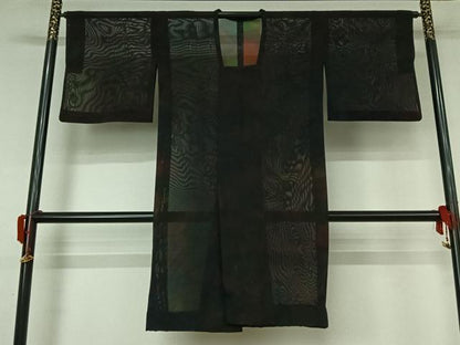 平和屋着物▽道行コート　スリーシーズン　春夏秋　塵除け　霞文　黒地　ロング丈　正絹　逸品　AABK9853jh