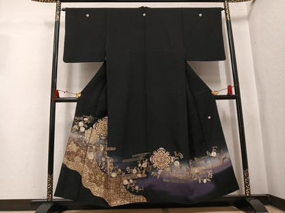 平和屋着物●豪華黒留袖　作家物　泰常　駒刺繍　花唐草文　暈し染め　金彩　やまと誂製　正絹　逸品　AABK9881ph