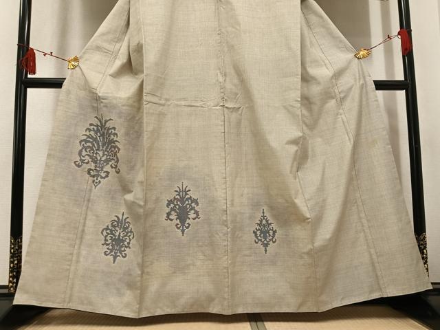 平和屋着物●訪問着　本場大島紬　白大島　7マルキ　舞花文　正絹　逸品　AABK9886ph