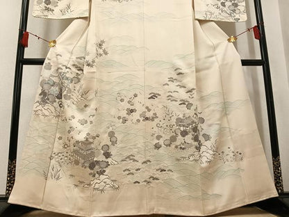 平和屋着物●訪問着　駒刺繍　松竹梅　立波風景草花文　銀彩　正絹　逸品　AABK9897ph