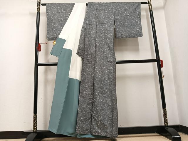 平和屋着物●上質な小紋　紬地　舞扇花文　正絹　逸品　AABK9901ph