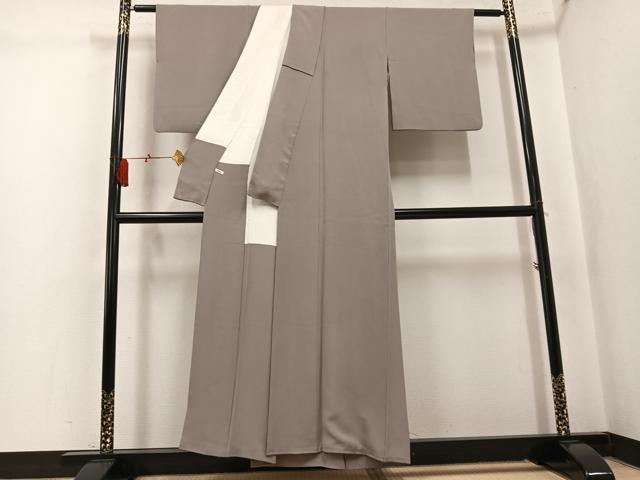 平和屋着物●上質な色無地　作家物　茶鼠色　正絹　逸品　AABK9903ph