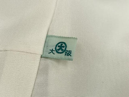 平和屋着物●本場大島紬　白大島　9マルキ　花尽くし　大丸扱い　正絹　逸品　AABK9906ph