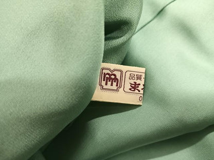 平和屋着物●上質な色無地　中国三大刺繍　スワトウ刺繍　汕頭刺繍　総刺繍　草花文　薄萌葱色　まるやま扱い 正絹 逸品 未使用 AABK9940ph