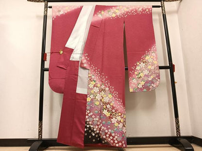 平和屋着物●豪華振袖　駒刺繍　草花毬文　暈し染め　金彩　金通し地　京都きもの友禅扱い　正絹　逸品　AABK9942ph