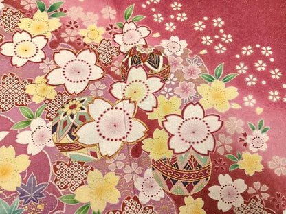 平和屋着物●豪華振袖　駒刺繍　草花毬文　暈し染め　金彩　金通し地　京都きもの友禅扱い　正絹　逸品　AABK9942ph