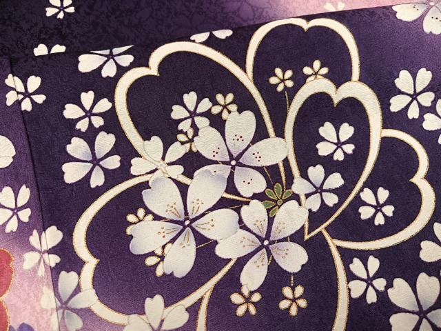 平和屋着物●豪華振袖　舞花文　暈し染め　金彩　正絹　逸品　AABK9952ph