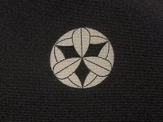 平和屋着物●豪華黒留袖　泰常　駒刺繍　花唐草文　暈し染め　金彩　正絹　逸品　AABK9963ph