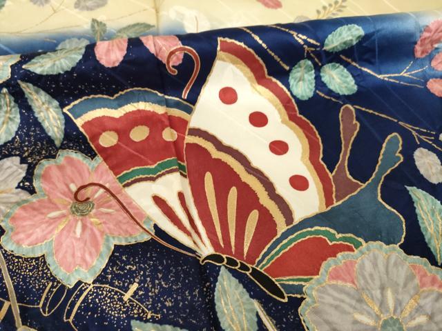 平和屋着物●豪華振袖　絞り　花蝶文　暈し染め　金彩　正絹　逸品　AABL0009ck