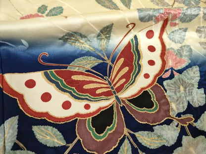 平和屋着物●豪華振袖　絞り　花蝶文　暈し染め　金彩　正絹　逸品　AABL0009ck