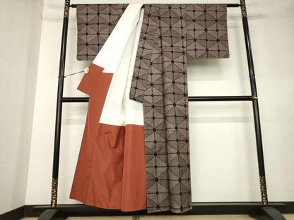 平和屋着物●本場大島紬　7マルキ　菱繋ぎ　正絹　逸品　AABL0068ck
