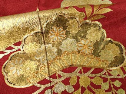 平和屋着物●豪華振袖　駒刺繍　松尽くし　暈し染め　金彩　正絹　逸品　AABL0072ck